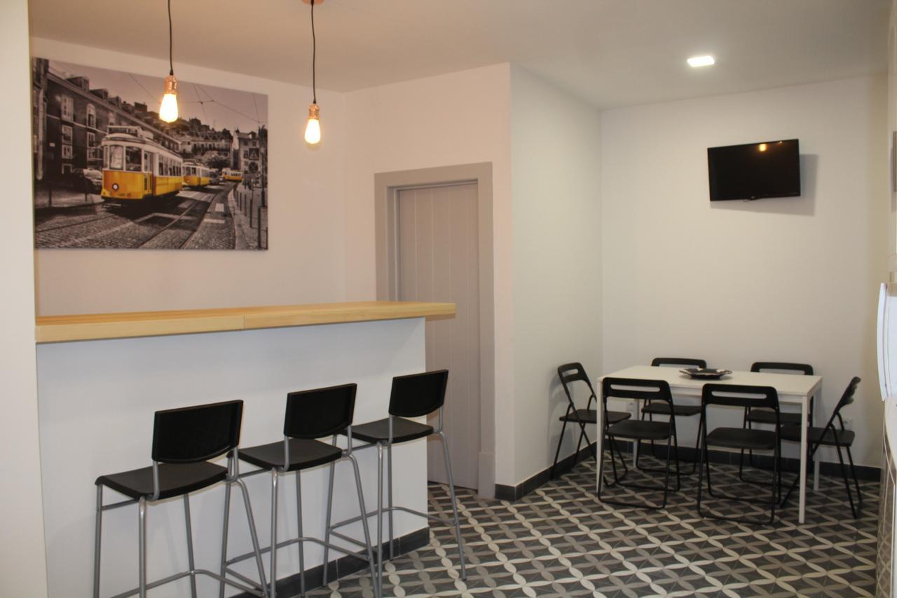 Guesthouse Castelo Лиссабон Номер фото