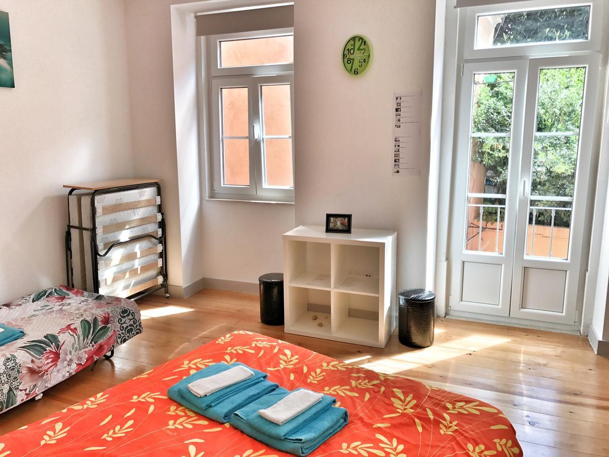 Guesthouse Castelo Лиссабон Номер фото
